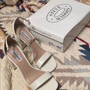 White Steve Madden Heels NWOT